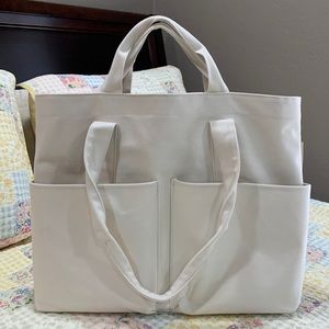 Dagne Dover large vida tote.  Made of organic cotton.